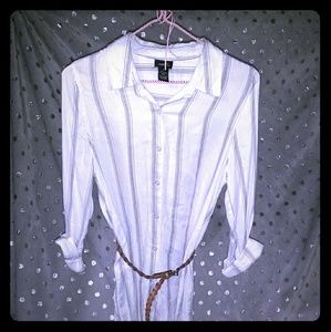 Button down shirt with brown belt